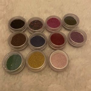 Pearl nail beads in 11 colors